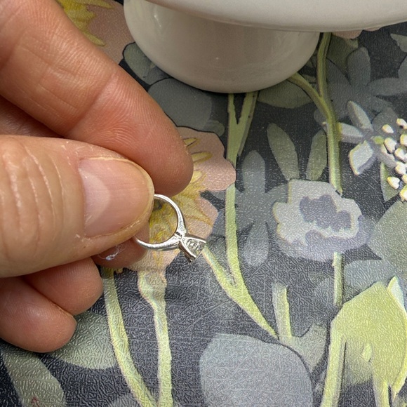 ⭐️Sterling silver cubic zirconia charm engagement ring charm - Picture 7 of 11